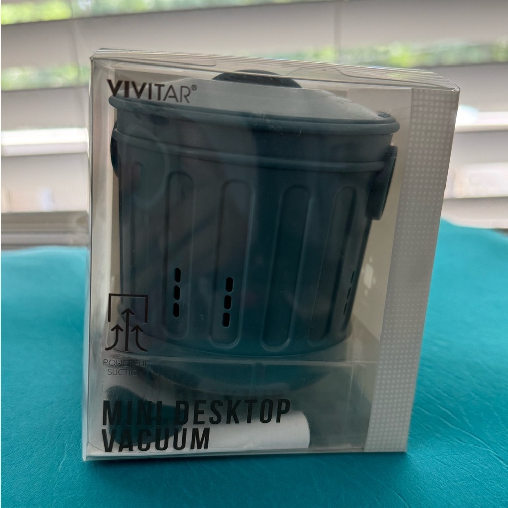 Mini Desktop Vacuum Cleaner - Gray - Picture 4 of 5